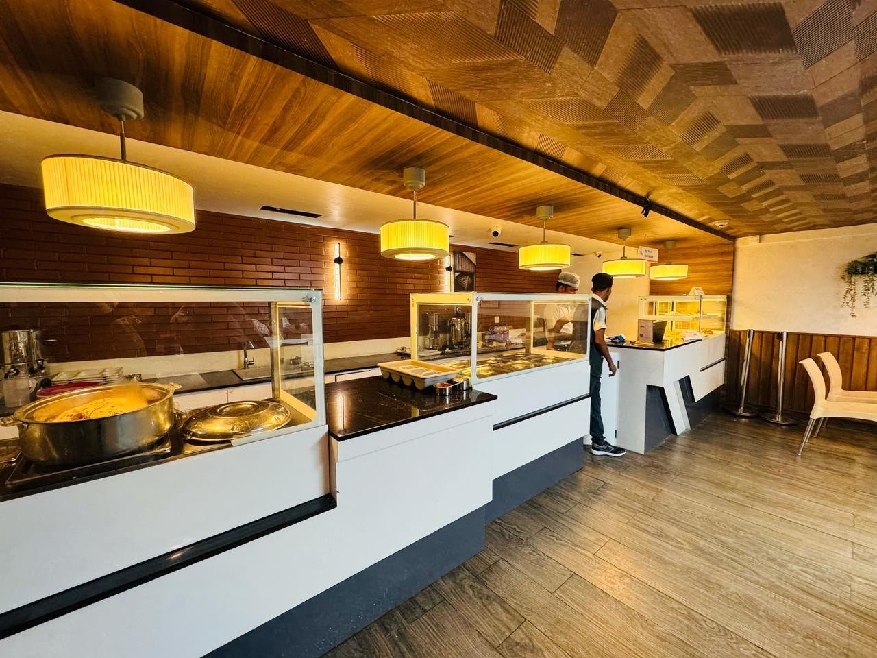 Apollo Cafeteria — before and after seating area